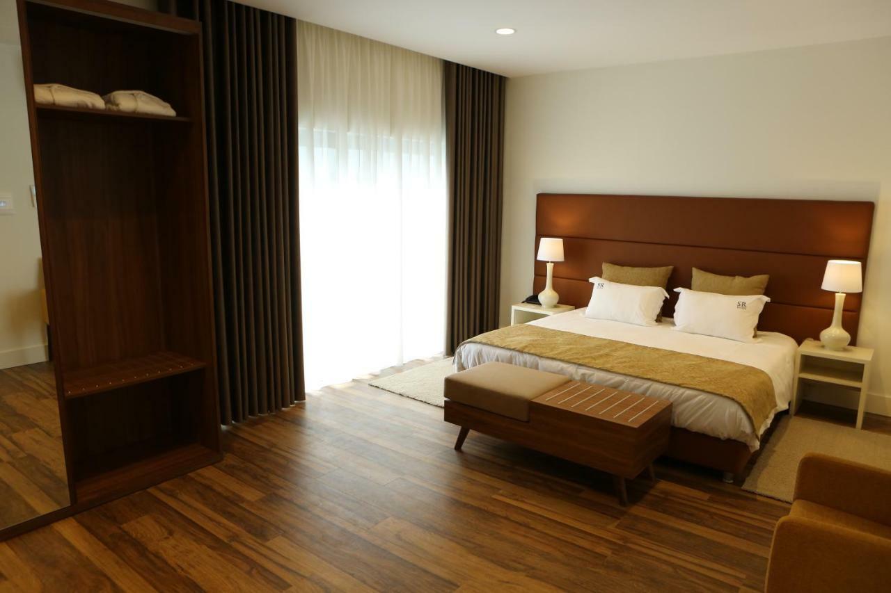 Hotel Solar Do Rebolo Оливейра-ду-Ошпитал Экстерьер фото